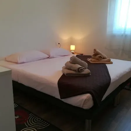 Milovanovic 2 Apartment