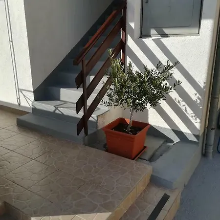 Milovanovic 2 Apartment *